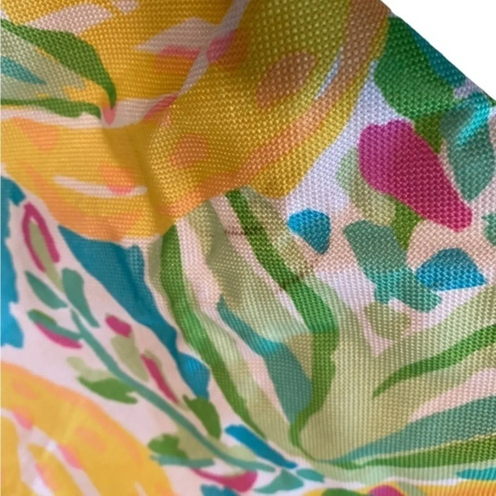 Lilly Pulitzer for Estée Lauder tote. Used condition.